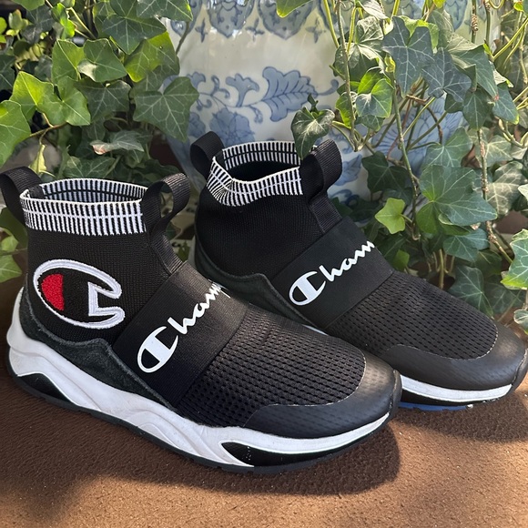 Champion Rally Pro pull on Black sneakers - Picture 9 of 11